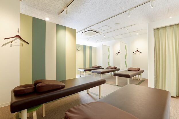 Re.Ra.Ku 御成門駅前店（リラク）店舗内装写真