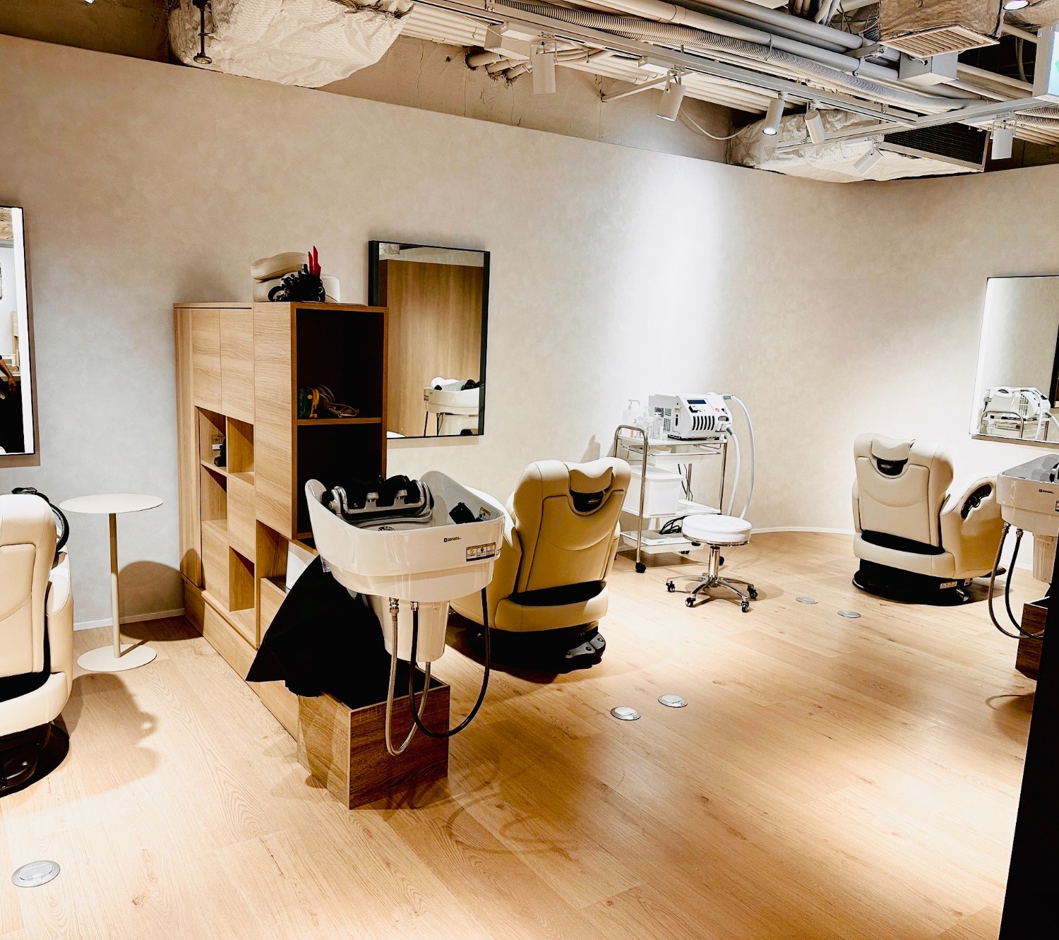 サロン写真1