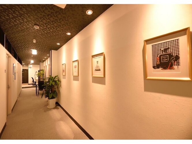 フラントータルビューティー上川端町店店舗内装写真