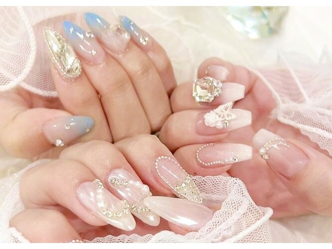 韓国ネイル&beauty salon 3.5.8（ビューティーサロン サモパル）店舗内装写真