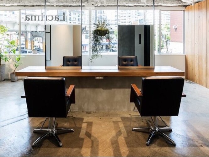 Lacrima（ラクリマ）店舗内装写真