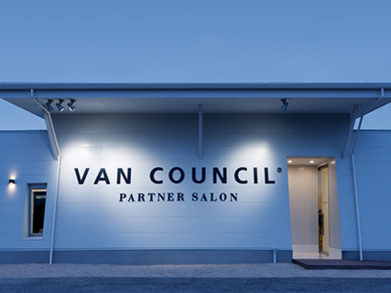 アトランタ出身の【VAN COUNCIL】が福岡に初上陸！社保完備！待遇面充実！
はせがわグループ独自★トータルビューティーサロンにしかない技術を磨けます！