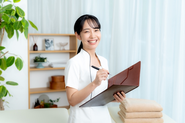エステティシャンの職務経歴書の書き方｜採用されるコツや例文付きで解説